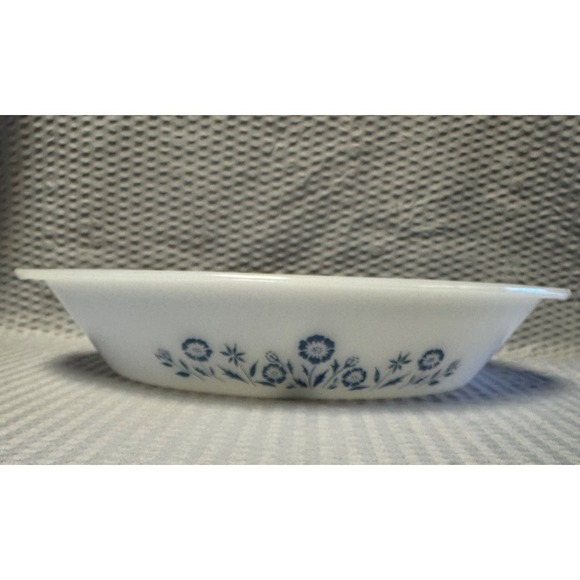 Glasbake Other - VTG Glasbake Blue Flower Floral Pattern White Divided Casserole Dish J2352‎ EUC